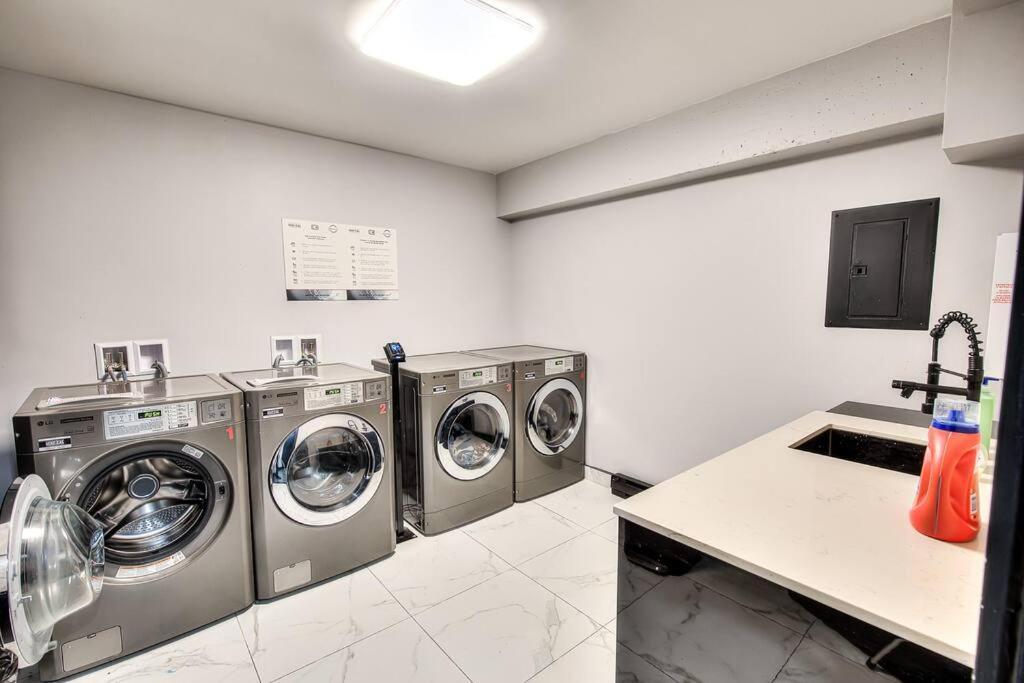 Ndg Dreams! New & Modern 3Br Easy City Life Montréal Dış mekan fotoğraf